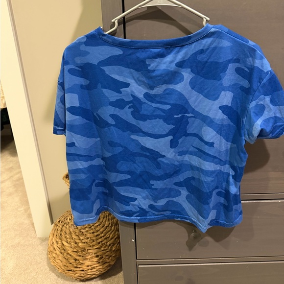 Buffalo Bills Camouflage Cropped Graphic T-Shirt - Picture 3 of 3